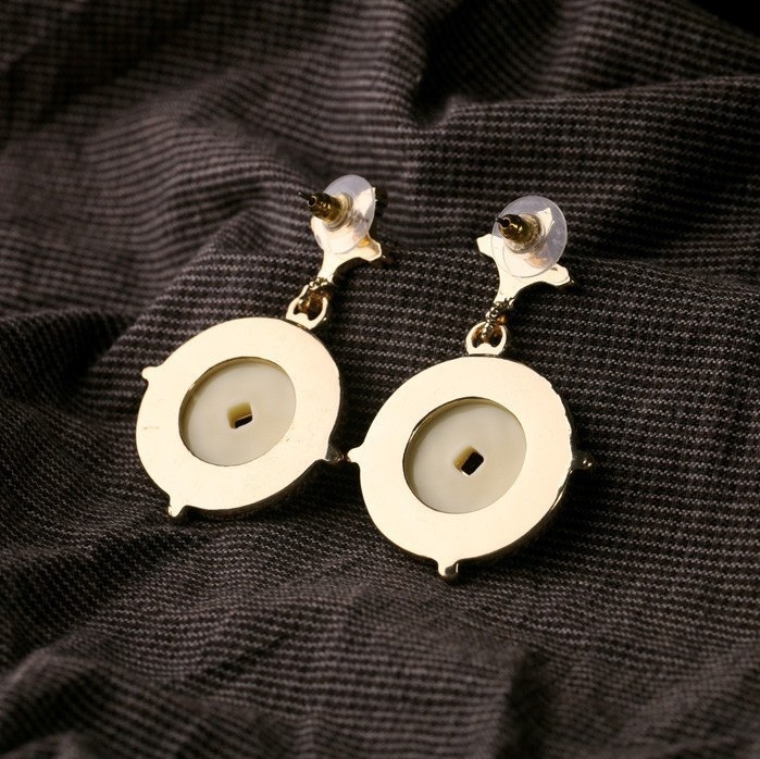 Gold dangle earrings *** fashion main image 0