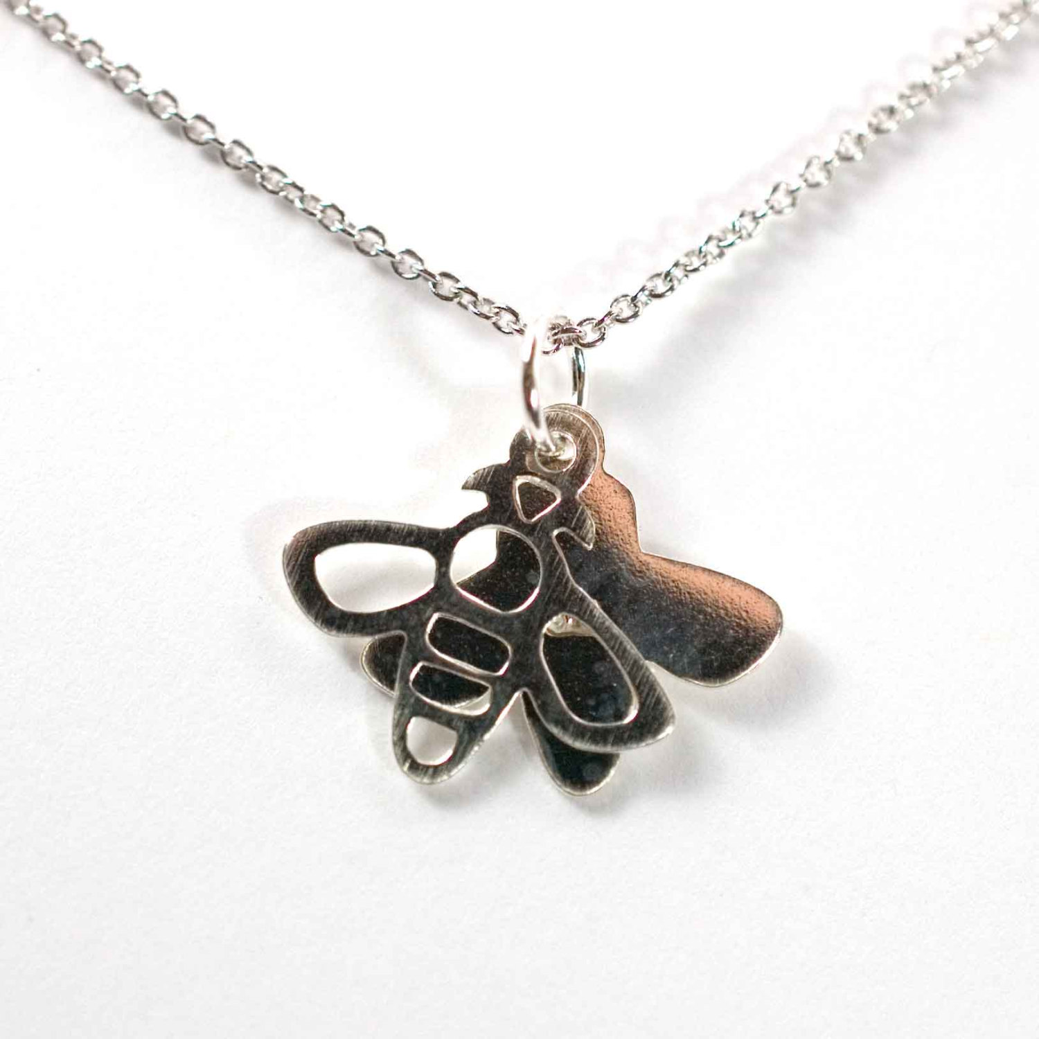 Silver bumble bee necklace clearance